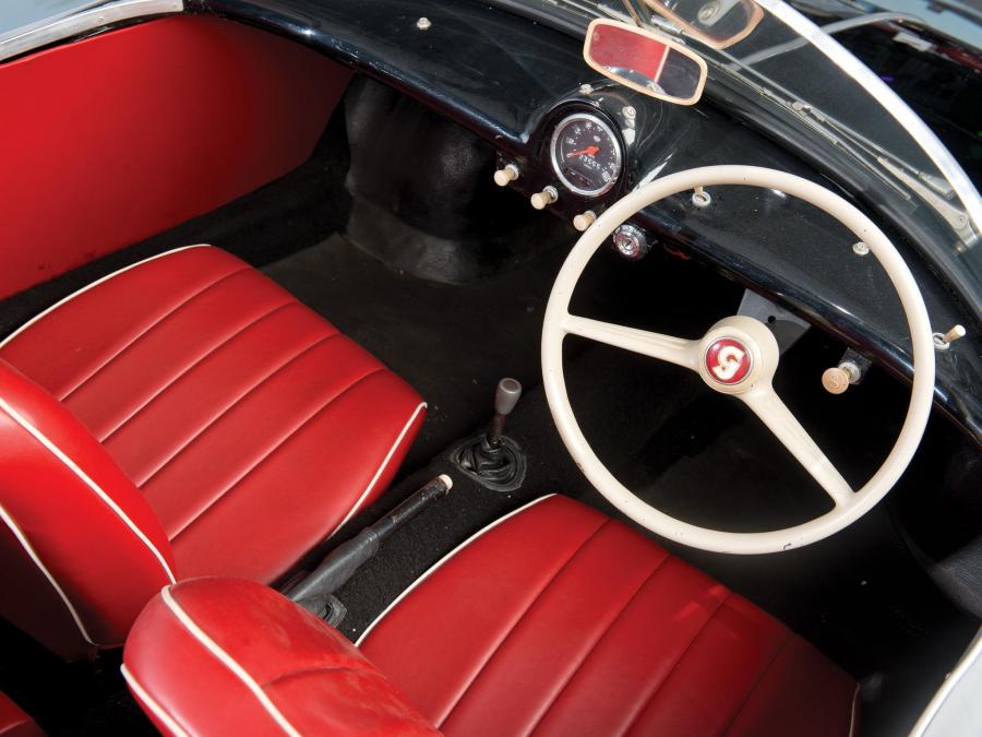 Интерьер Goggomobil Dart 1957 года  (фото 2 из 6)